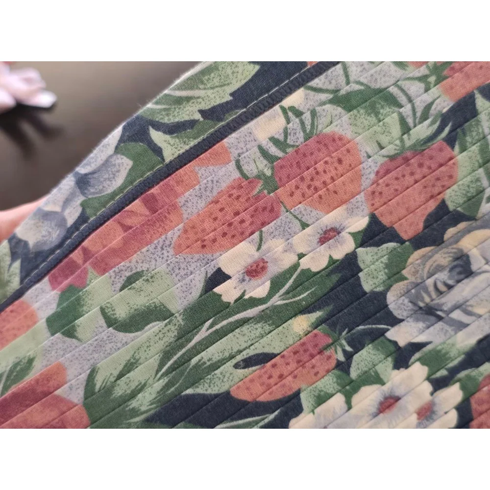 Rare Vintage Floral Strawberry Cottagecore Pleated Table Placemats Set of Four